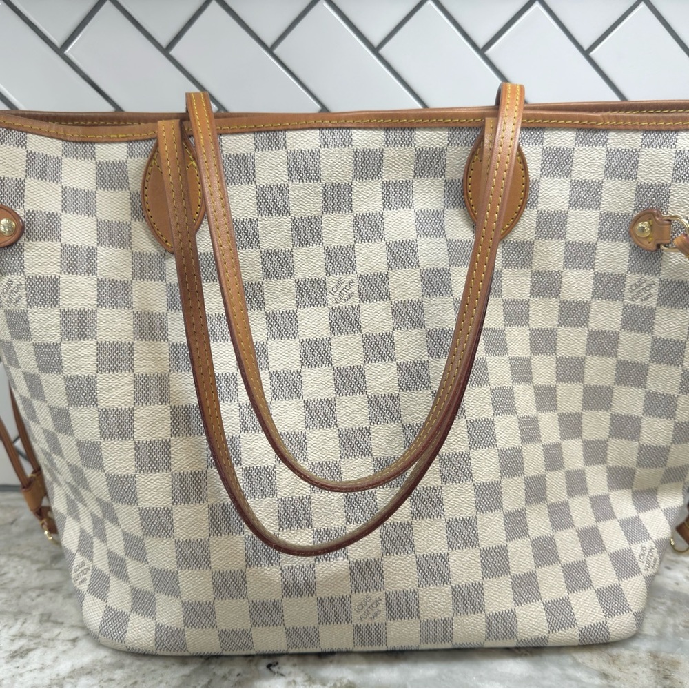 Authentic Louis Vuitton Neverfull Damier Azur MM